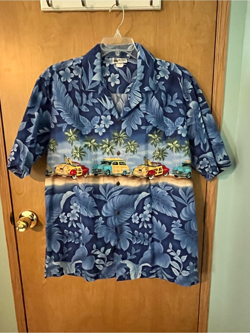 Aloha Republic Made in Hawaii USA Men’s Size XL Button Down Short Sleeve EUC